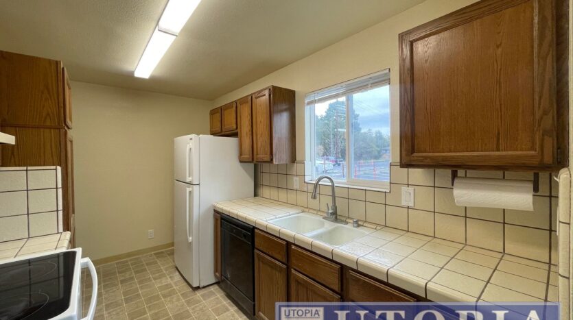 865 Monterey Avenue - Unit D - Capitola - California - 2 bed, 1 bath rental property