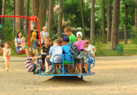 Should You Choose the Largest Los Angeles Management Company to Manage Your Properties? 