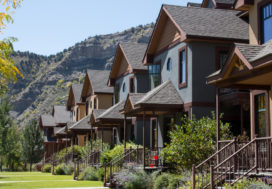 Condos for Rent Vs. Townhomes – What’s the Difference?