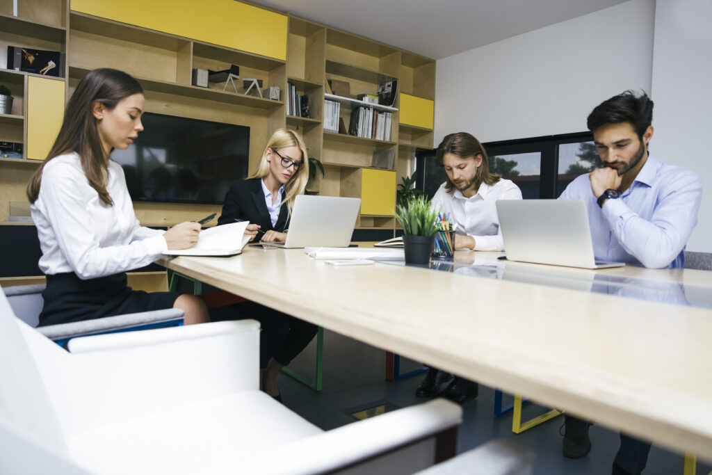 How to Choose the Ideal Property Management Company in 2024