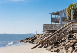 Pros and Cons of Investing in a Vacation Rental Property