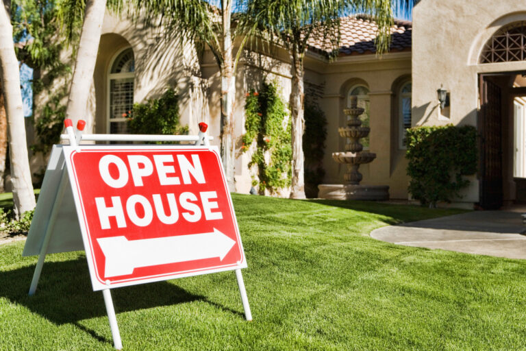 7 Tips for Hosting a Successful Open House