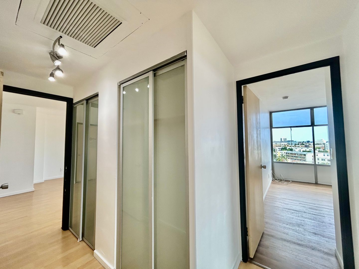 100 Atlantic Ave Apt #908 - Long Beach - California - 2 bed, 1 bath rental property