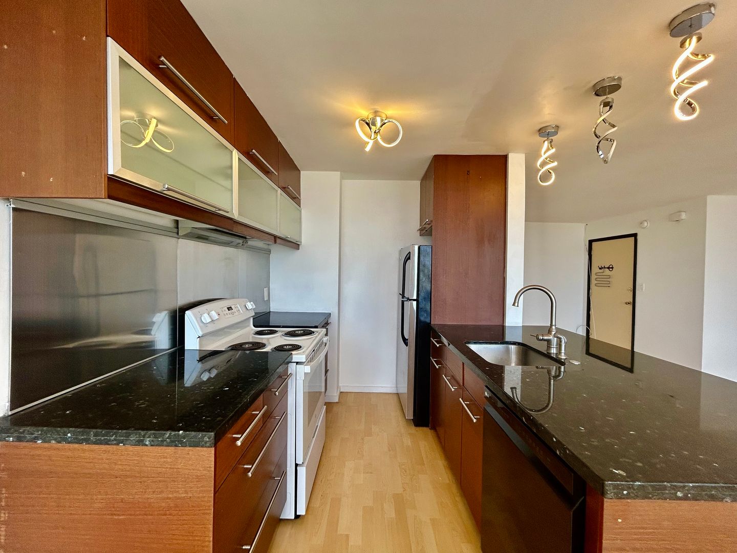 100 Atlantic Ave Apt #908 - Long Beach - California - 2 bed, 1 bath rental property