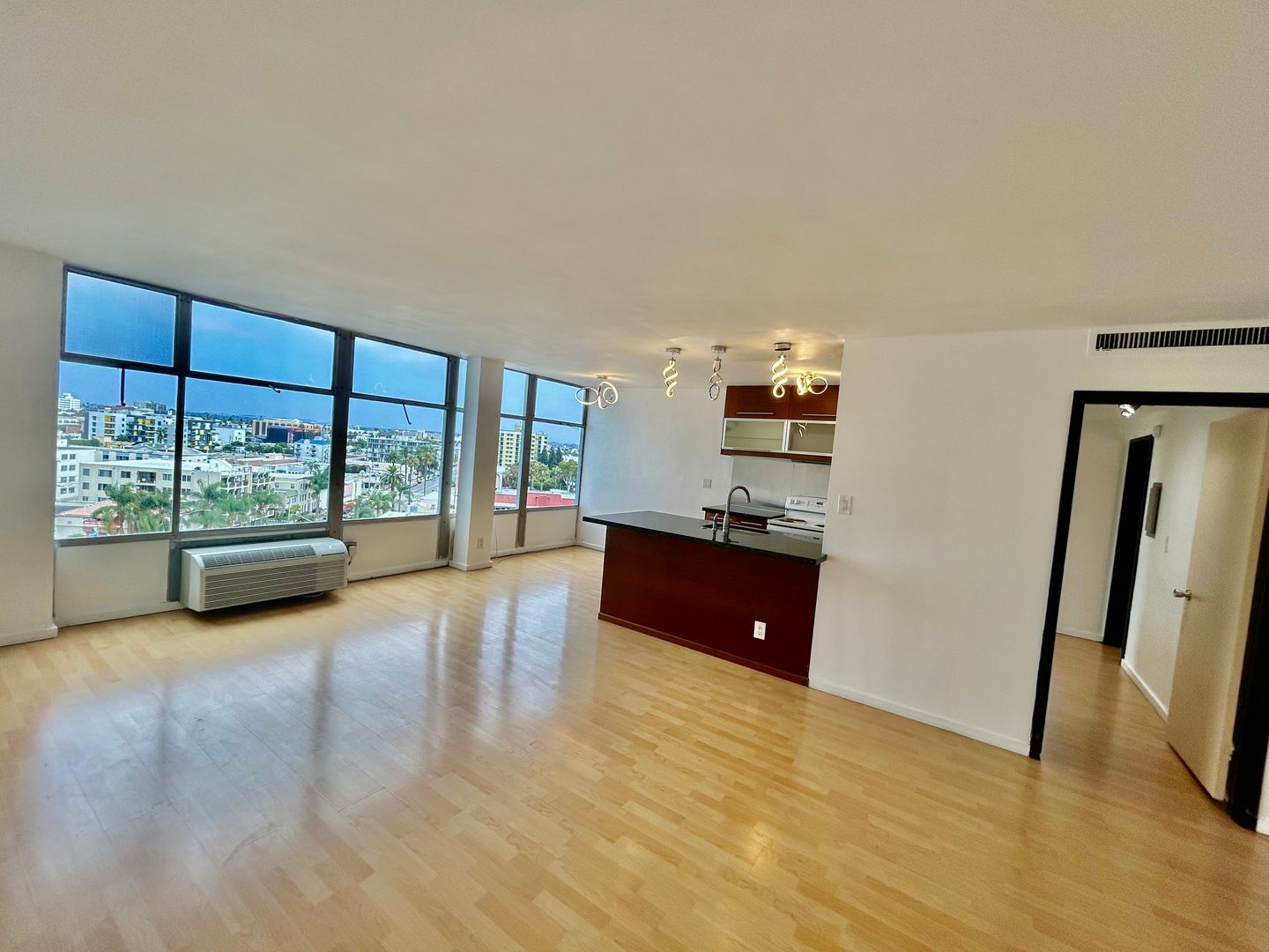 100 Atlantic Ave Apt #908 - Long Beach - California - 2 bed, 1 bath rental property