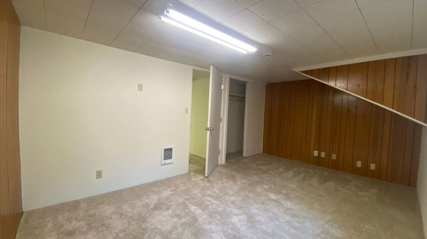 10015 SW Boones Ferry Road Room 3 - Portland - Oregon - 1 bed, 1 bath rental property