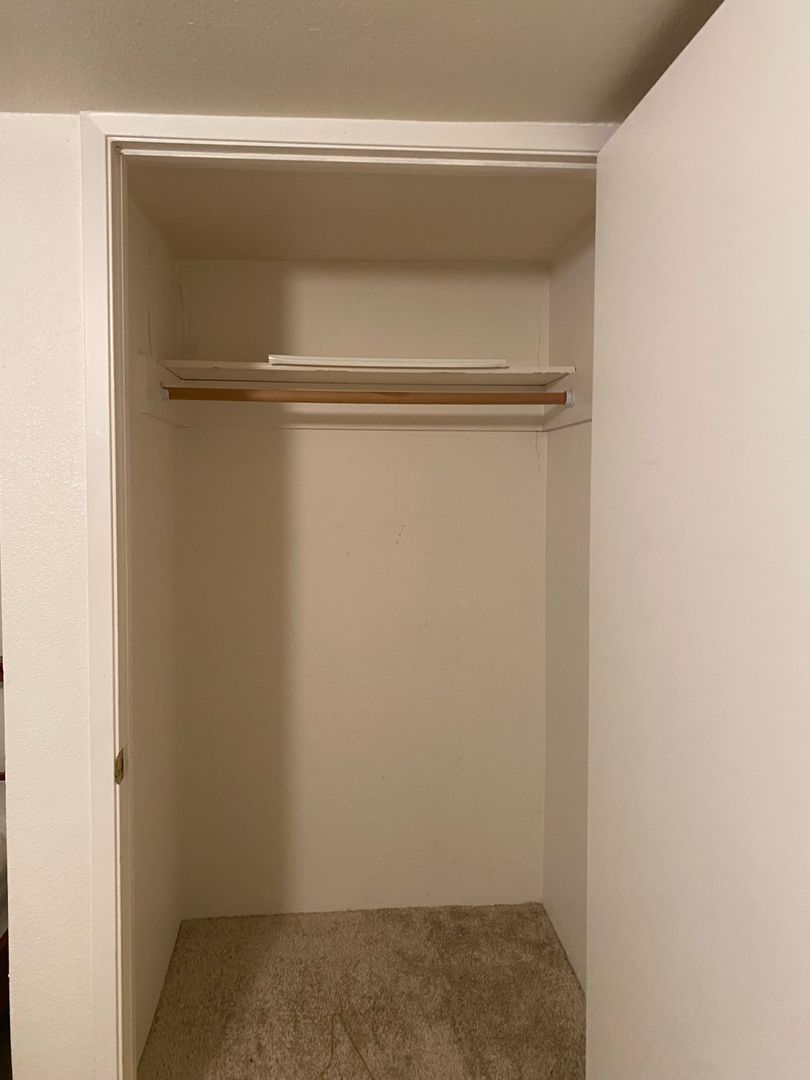 10015 SW Boones Ferry Road Room 4 - Portland - Oregon - 1 bed, 1 bath rental property