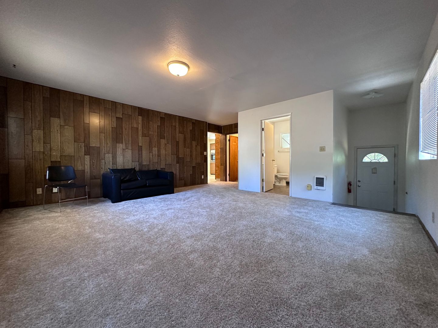 10015 SW Boones Ferry Road Room 4 - Portland - Oregon - 1 bed, 1 bath rental property