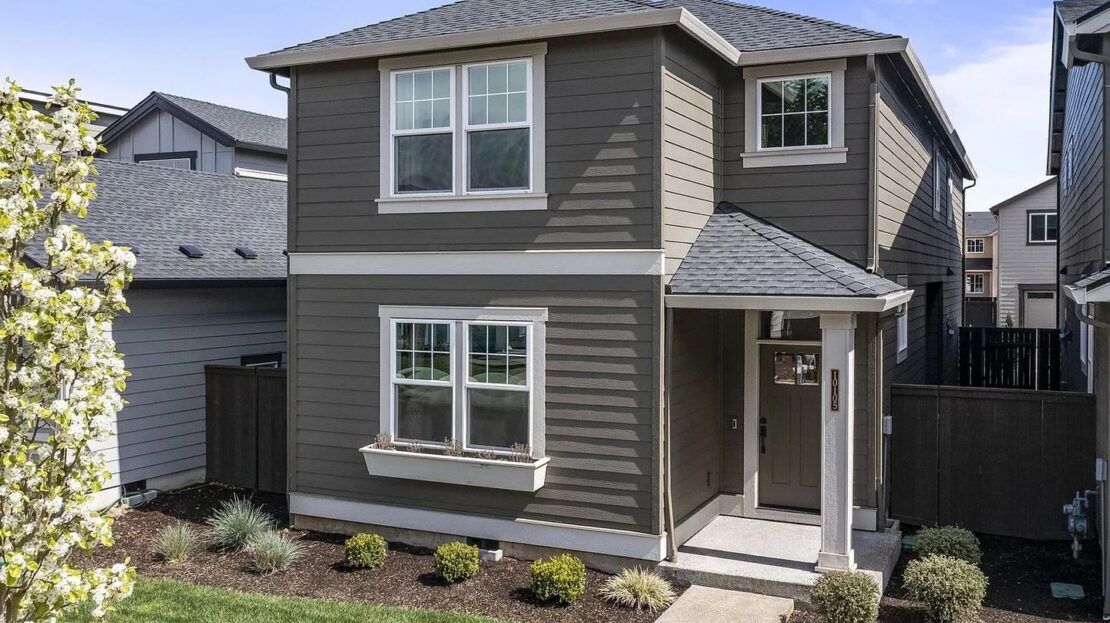 10105 NE 132nd Ave - Vancouver - Washington - 3 bed, 2.5 bath rental property