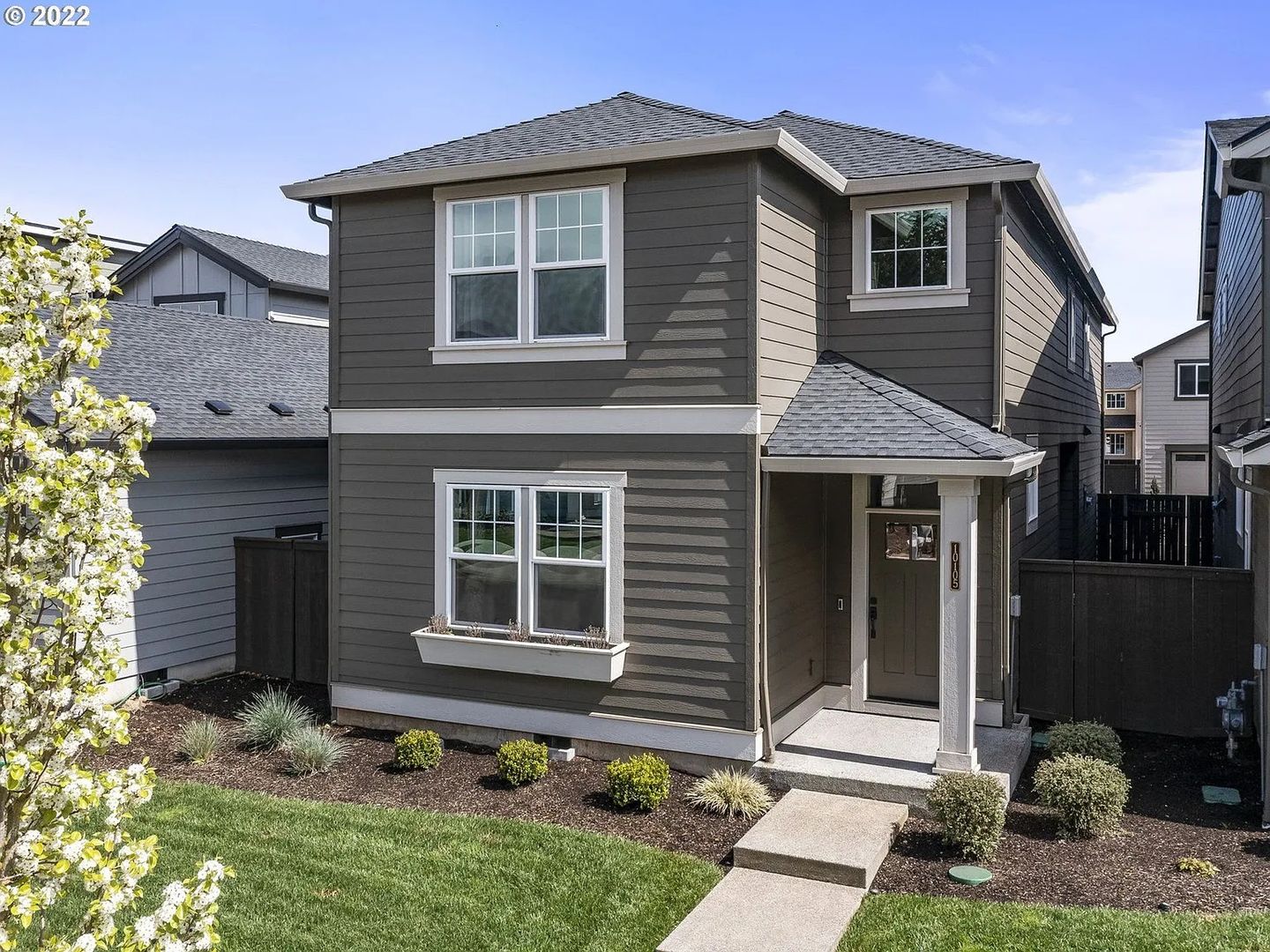 10105 NE 132nd Ave - Vancouver - Washington - 3 bed, 2.5 bath rental property