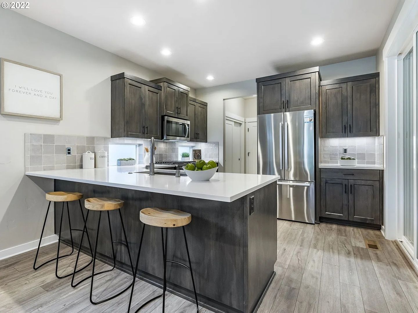 10105 NE 132nd Ave - Vancouver - Washington - 3 bed, 2.5 bath rental property