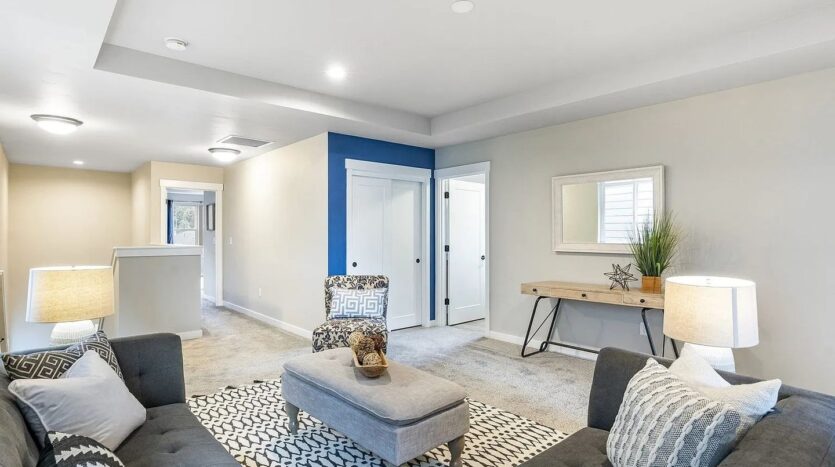 10105 NE 132nd Ave - Vancouver - Washington - 3 bed, 2.5 bath rental property