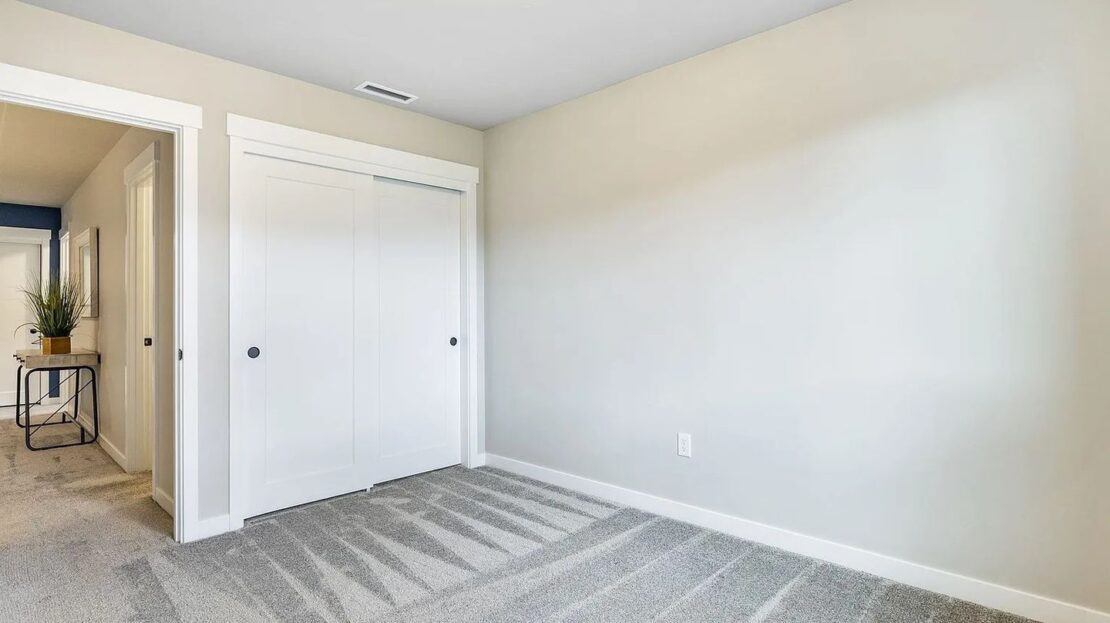 10105 NE 132nd Ave - Vancouver - Washington - 3 bed, 2.5 bath rental property