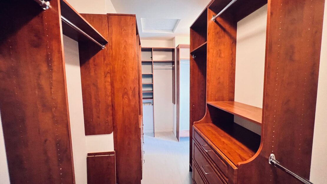 1013 Straightaway Court - Oceanside - California - 5 bed, 4.5 bath rental property