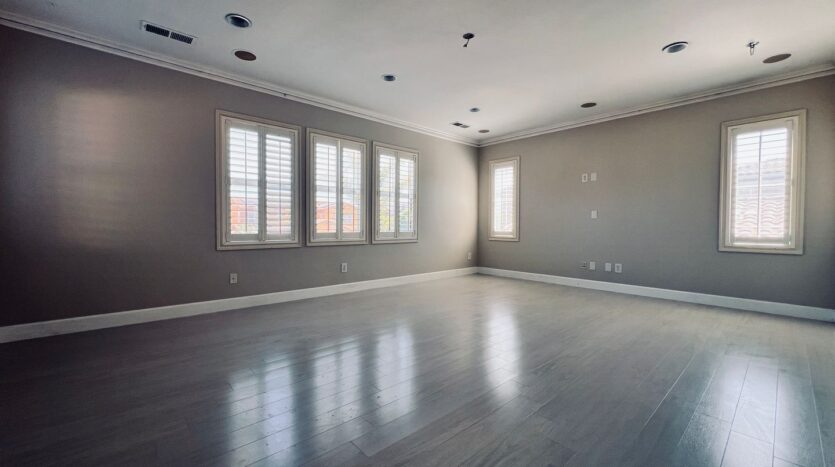 1013 Straightaway Court - Oceanside - California - 5 bed, 4.5 bath rental property