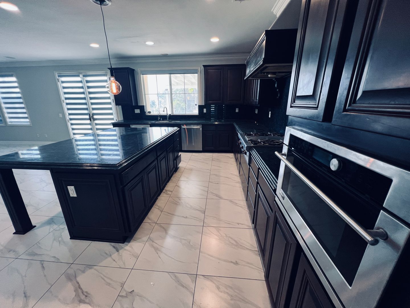 1013 Straightaway Court - Oceanside - California - 5 bed, 4.5 bath rental property