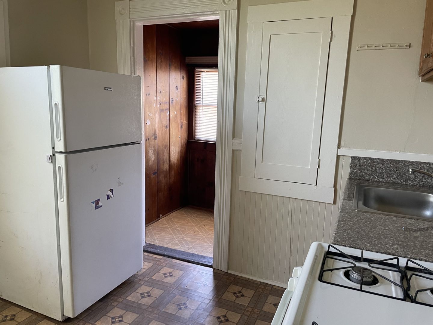 1014 Napa Street Unit B - Vallejo - California - 1 bed, 1 bath rental property