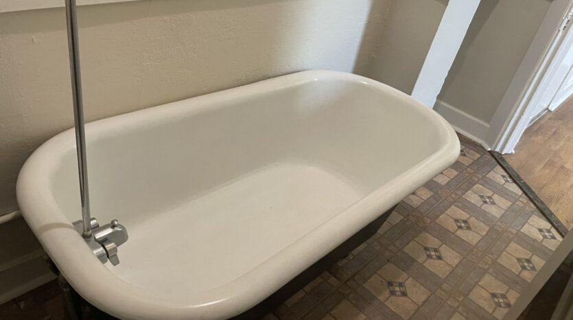 1014 Napa Street Unit B - Vallejo - California - 1 bed, 1 bath rental property