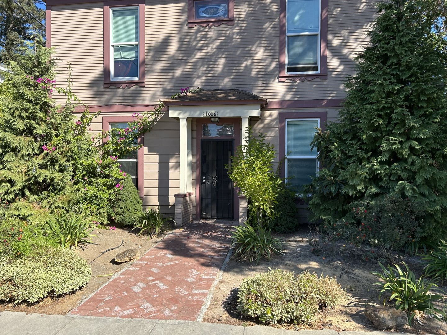 1014 Napa Street Unit B - Vallejo - California - 1 bed, 1 bath rental property