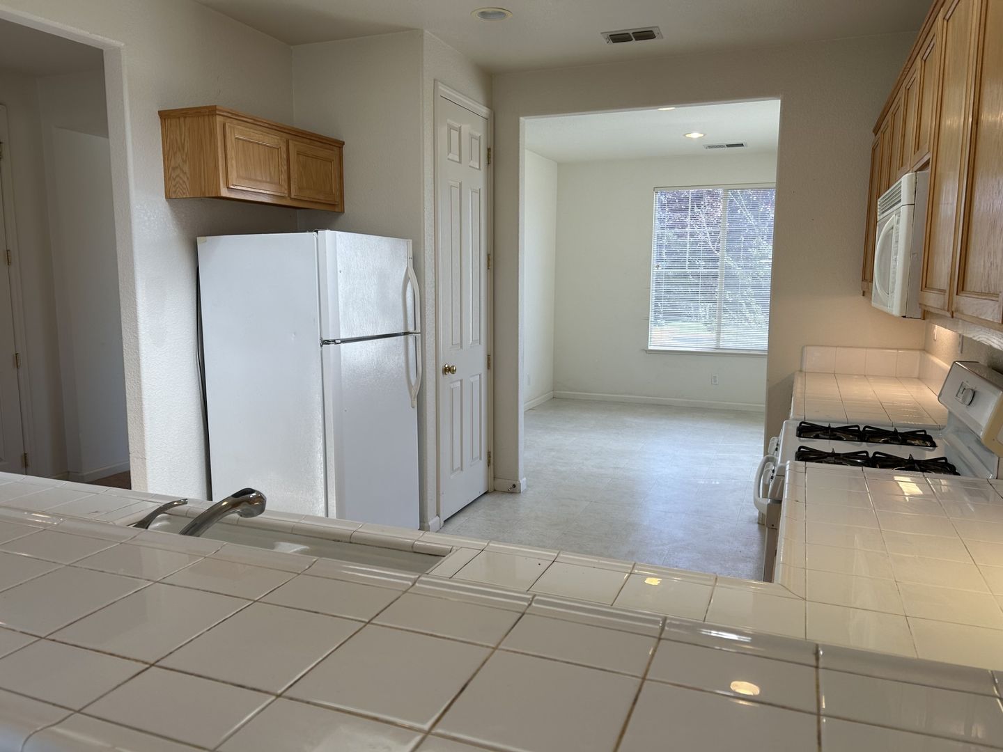  102 Entrada Circle  - American Canyon - California - 3 bed, 2 bath rental property
