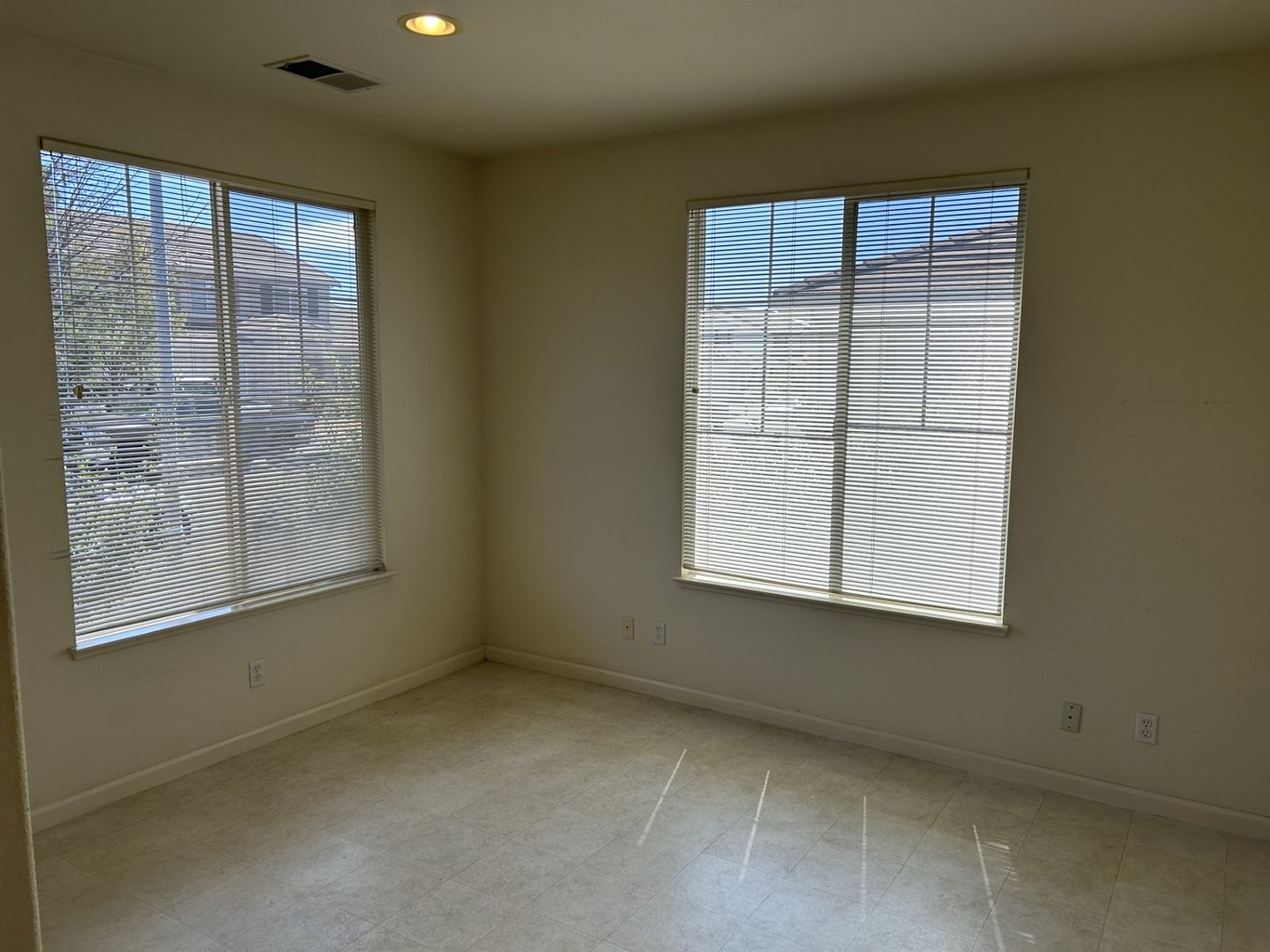  102 Entrada Circle  - American Canyon - California - 3 bed, 2 bath rental property