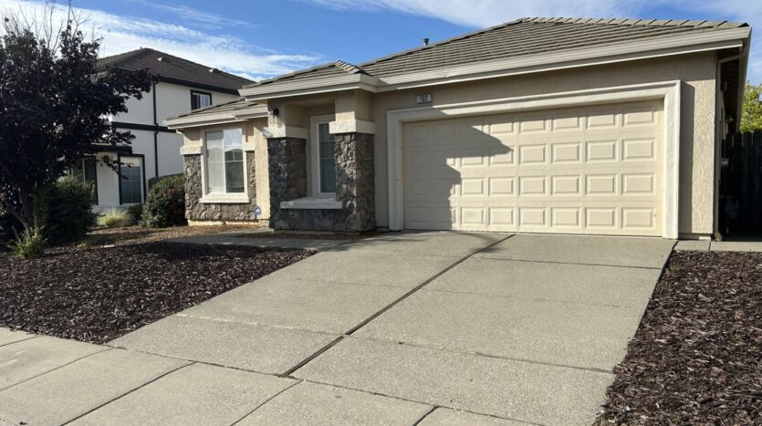 102 Entrada Circle  - American Canyon - California - 3 bed, 2 bath rental property