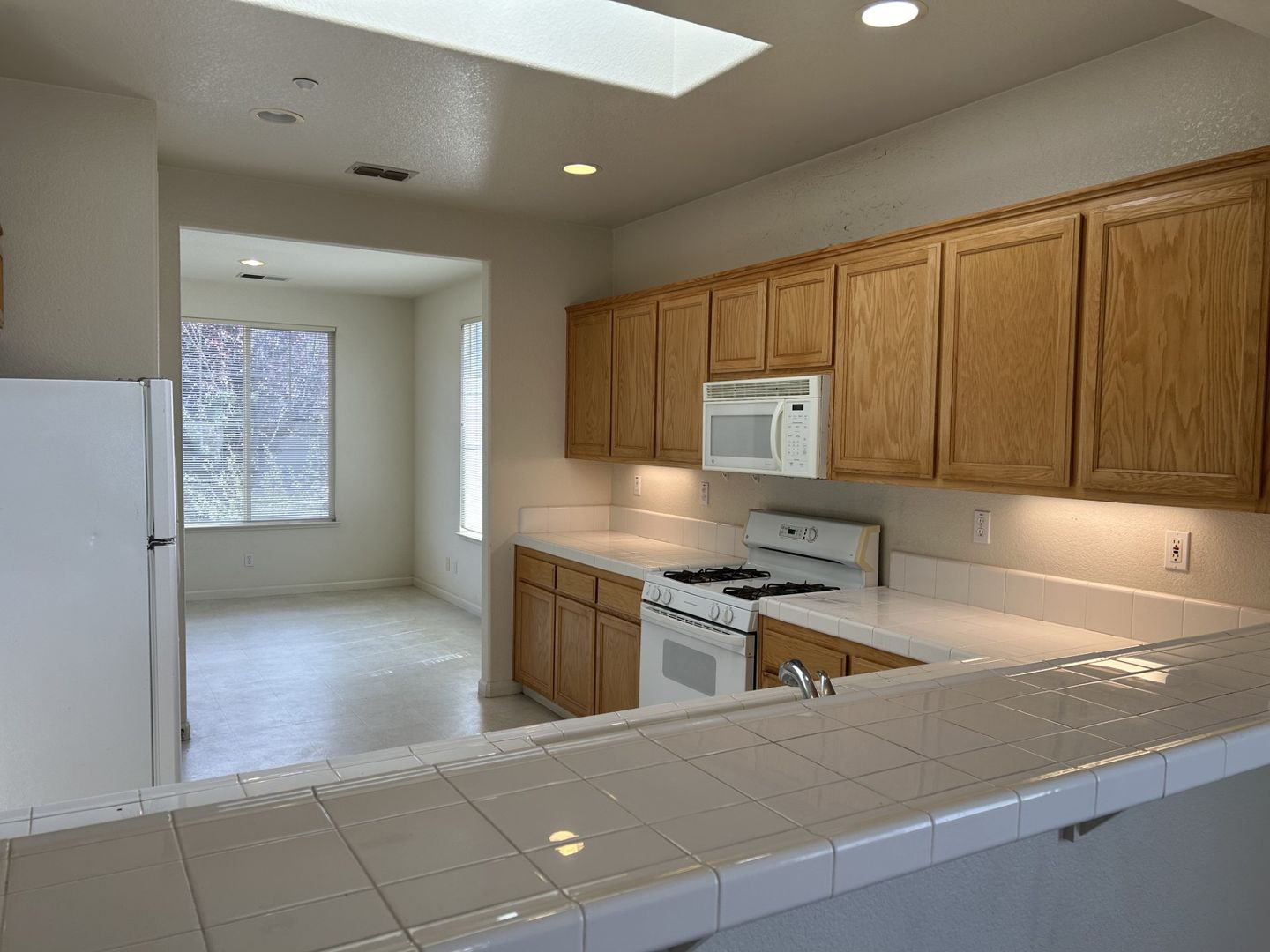  102 Entrada Circle  - American Canyon - California - 3 bed, 2 bath rental property