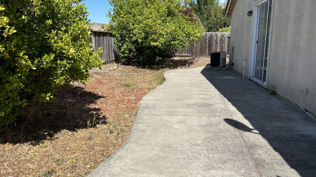 102 Entrada Circle  - American Canyon - California - 3 bed, 2 bath rental property