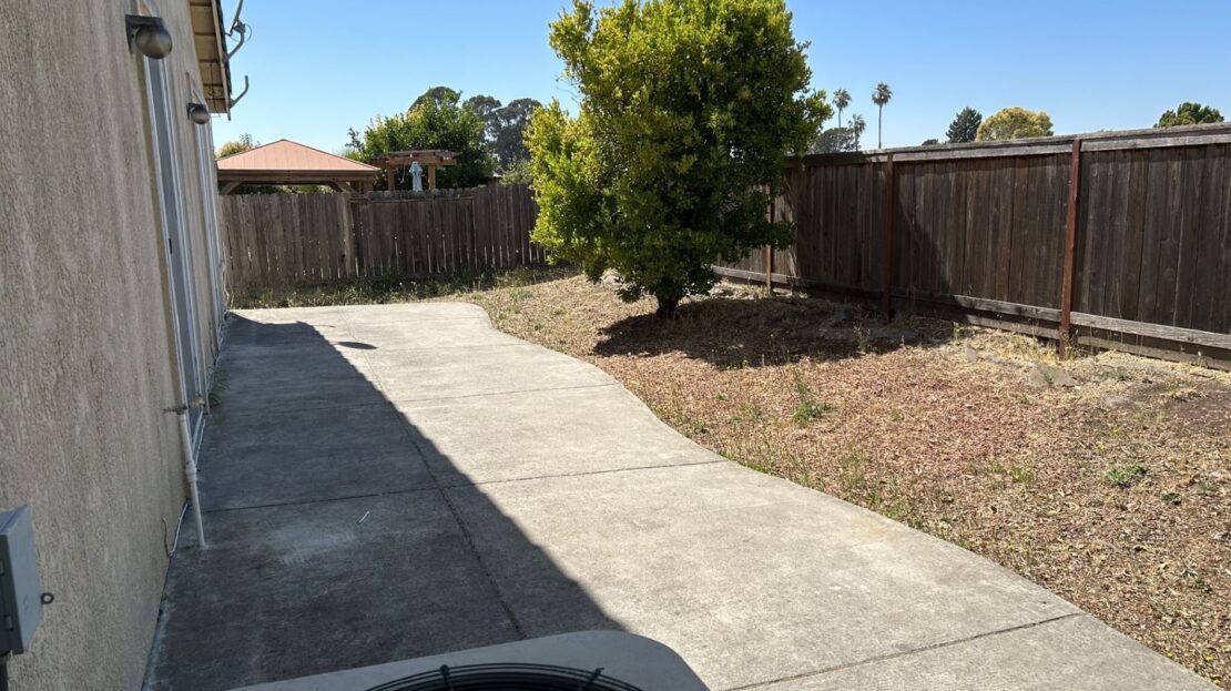 102 Entrada Circle  - American Canyon - California - 3 bed, 2 bath rental property