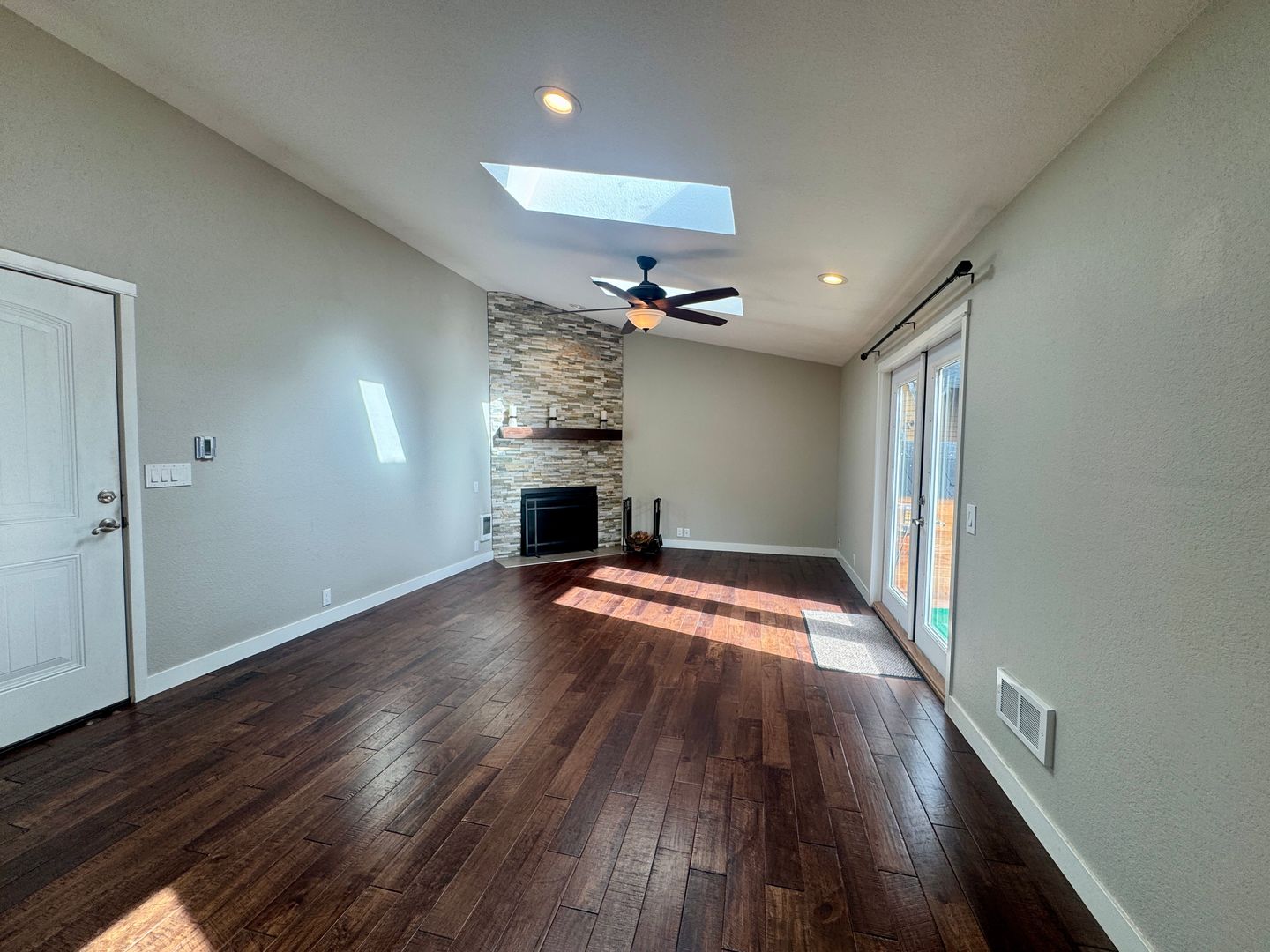 1020 234th Pl SW - Bothell - Washington - 3 bed, 2 bath rental property