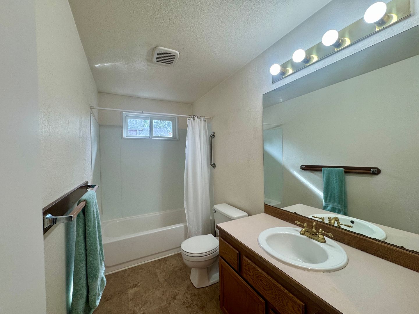 1020 234th Pl SW - Bothell - Washington - 3 bed, 2 bath rental property