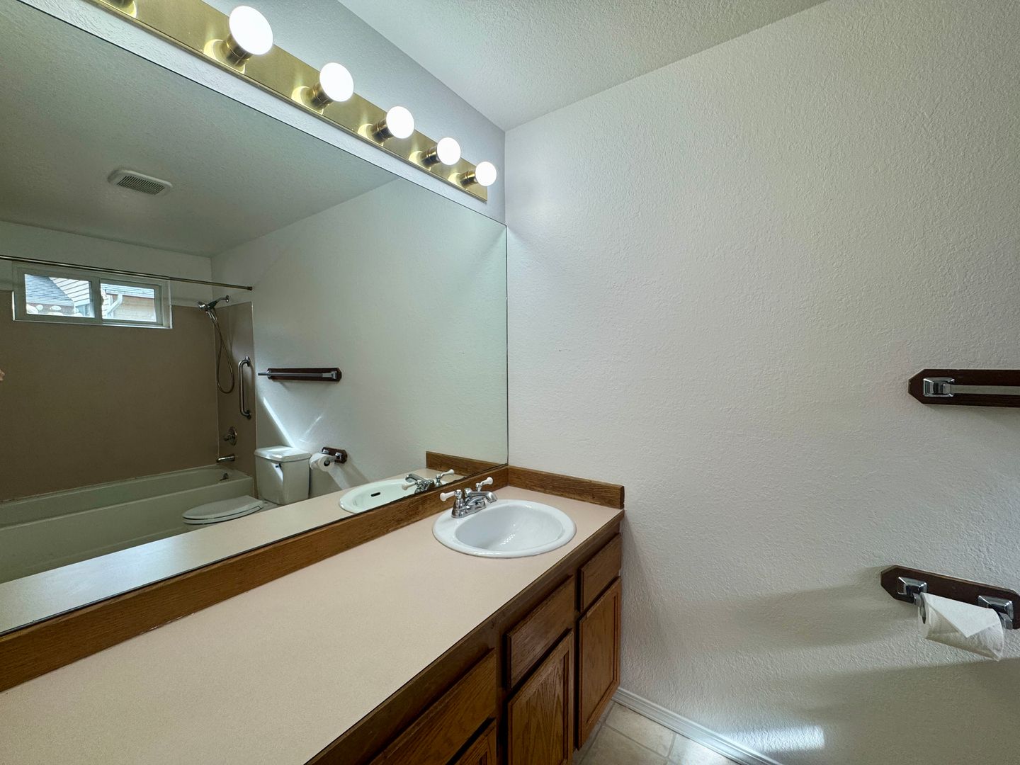 1020 234th Pl SW - Bothell - Washington - 3 bed, 2 bath rental property