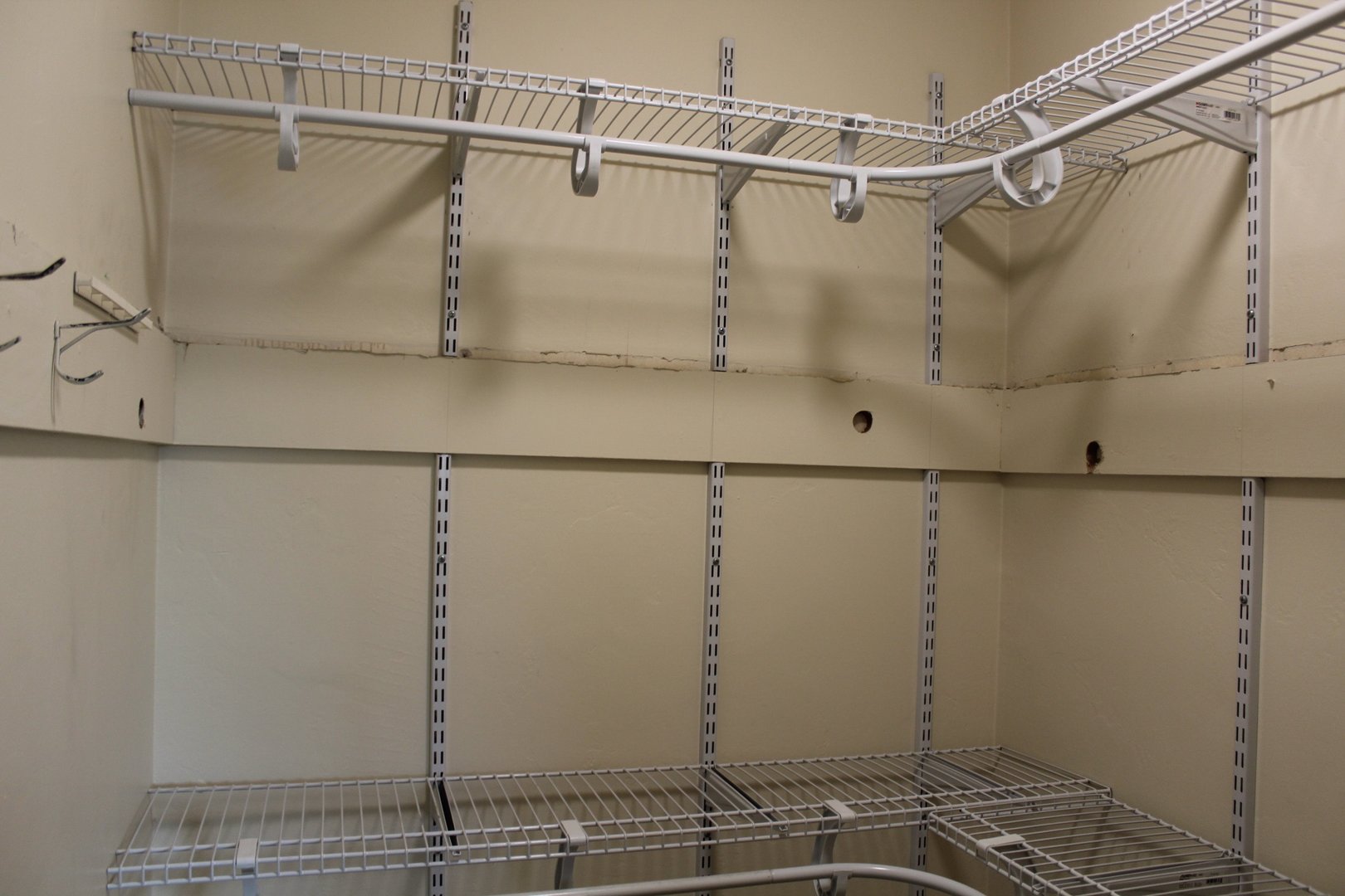 1027 Felspar Street - San Diego - California - 1 bed, 1 bath rental property