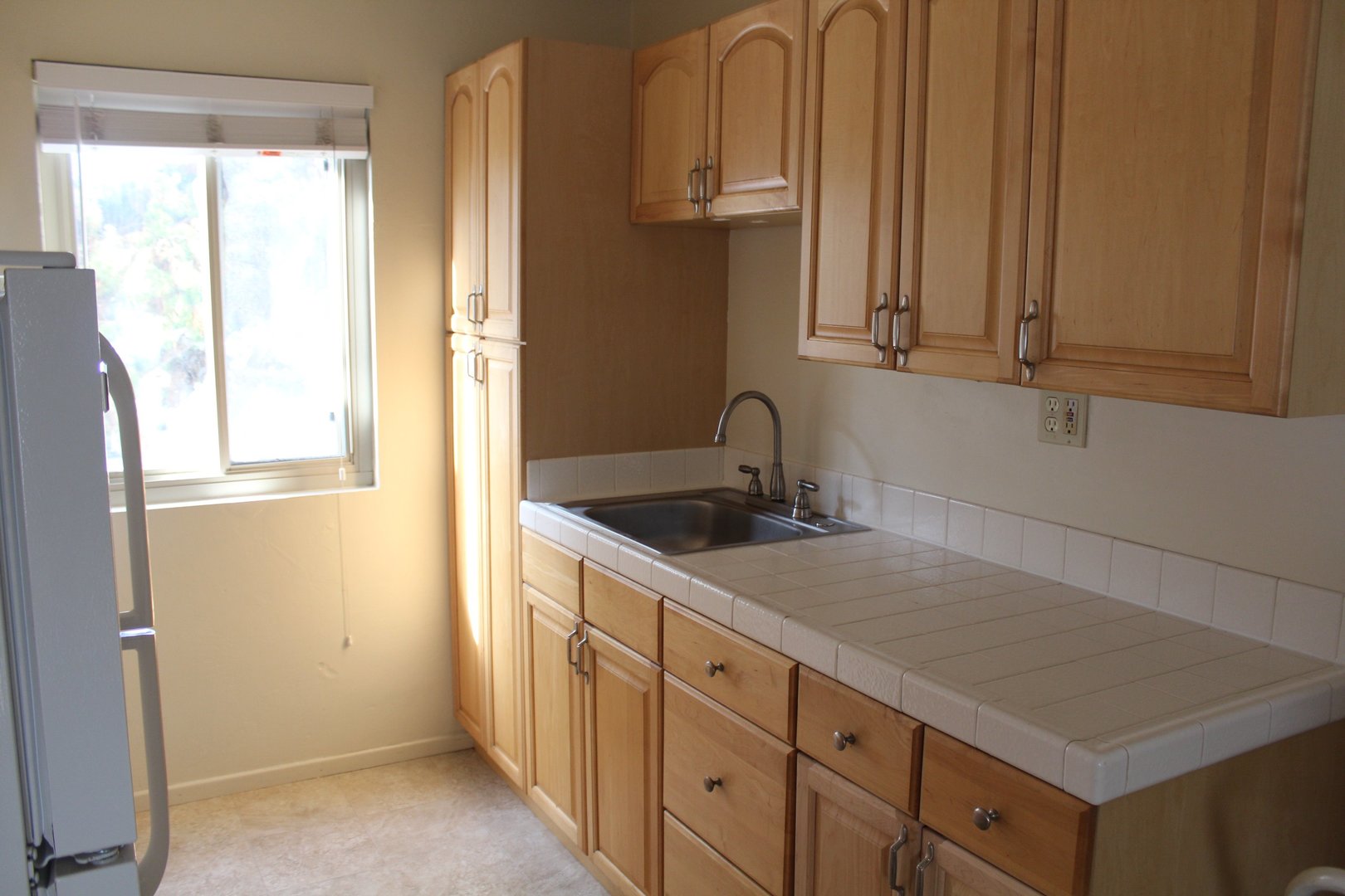 1027 Felspar Street - San Diego - California - 1 bed, 1 bath rental property