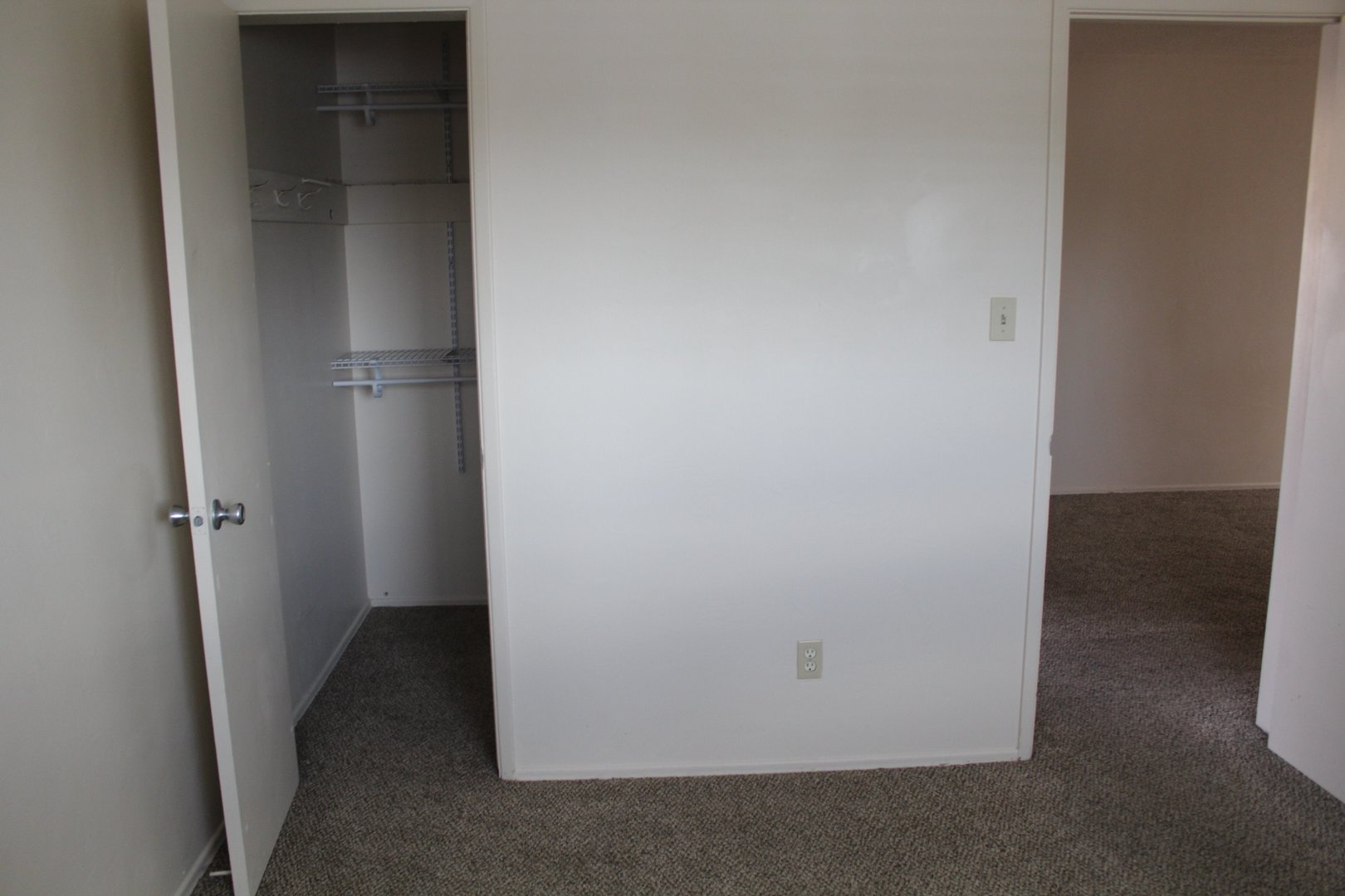 1027 Felspar Street - San Diego - California - 1 bed, 1 bath rental property
