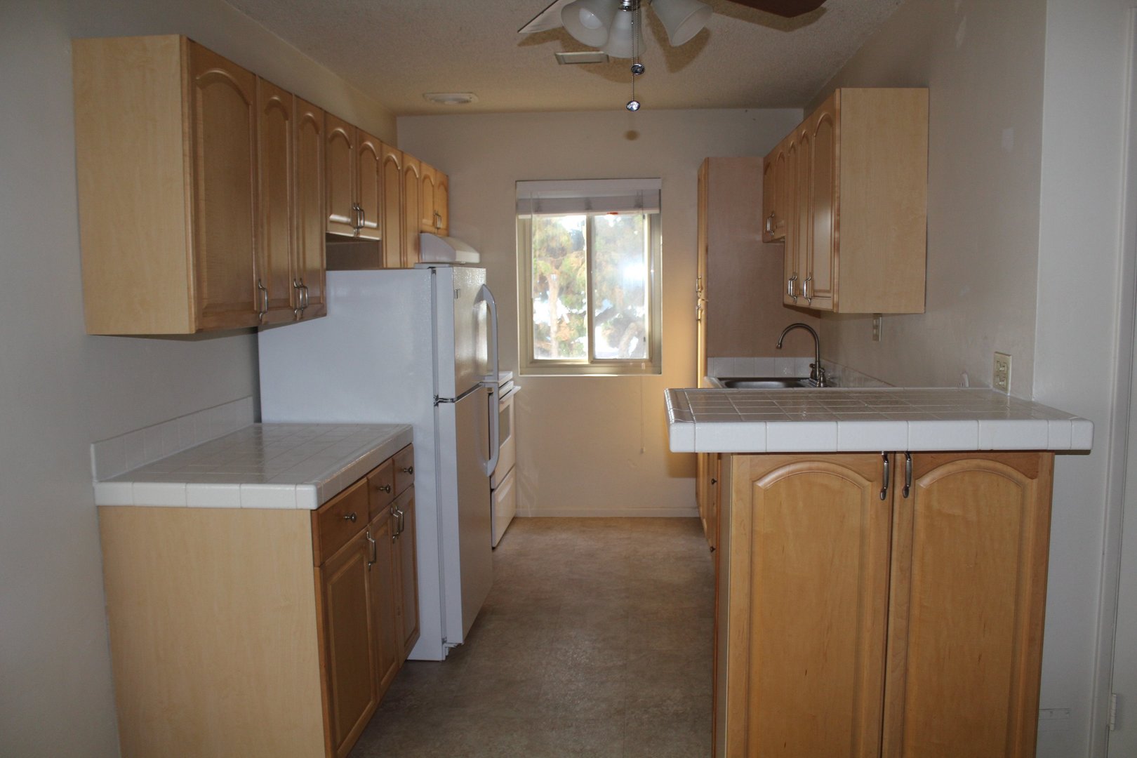 1027 Felspar Street - San Diego - California - 1 bed, 1 bath rental property