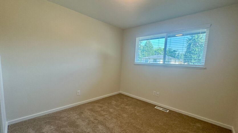 10457 9th Ave SW - Seattle - Washington - 4 bed, 1.5 bath rental property