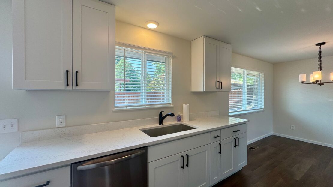 10457 9th Ave SW - Seattle - Washington - 4 bed, 1.5 bath rental property