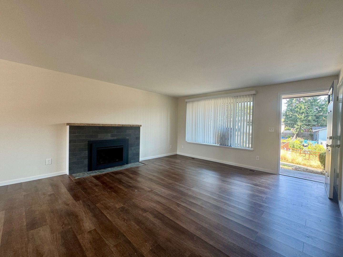 10457 9th Ave SW - Seattle - Washington - 4 bed, 1.5 bath rental property