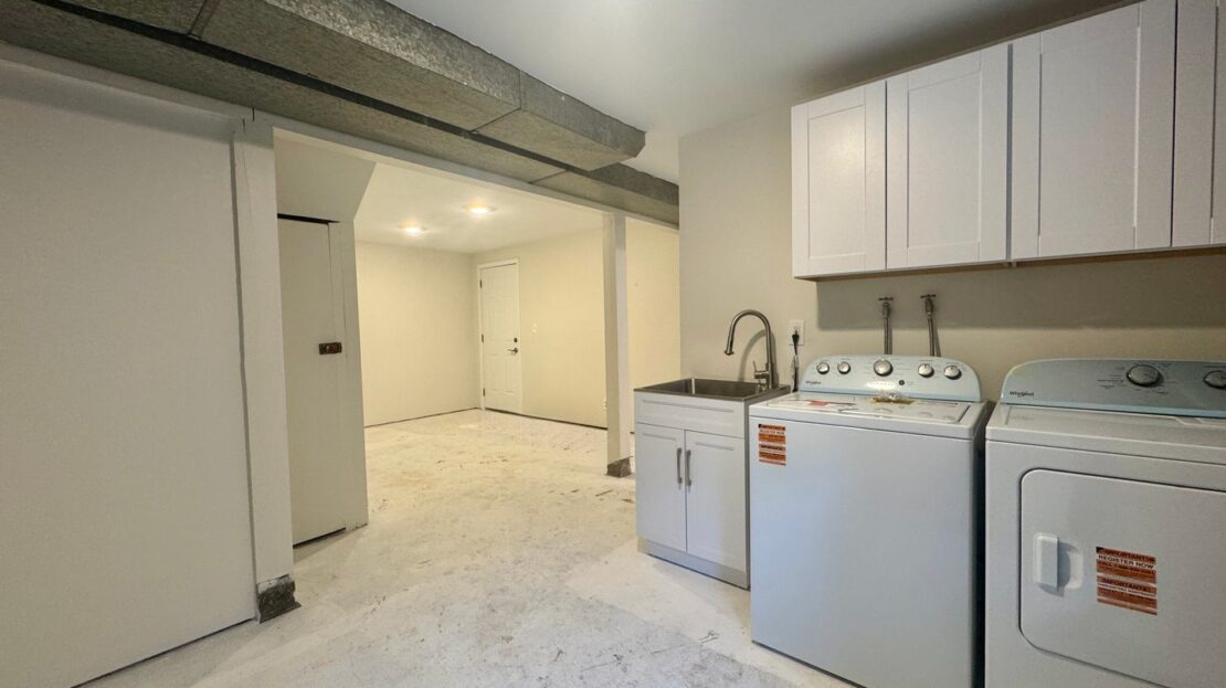 10457 9th Ave SW - Seattle - Washington - 4 bed, 1.5 bath rental property