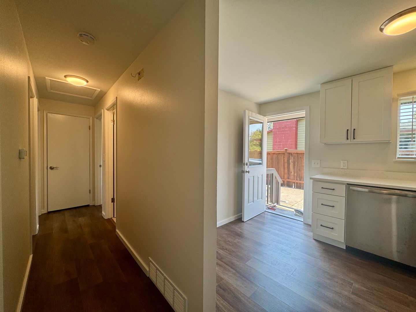 10457 9th Ave SW - Seattle - Washington - 4 bed, 1.5 bath rental property