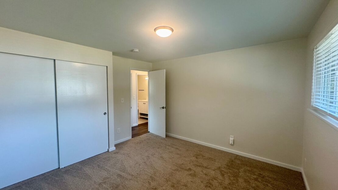 10457 9th Ave SW - Seattle - Washington - 4 bed, 1.5 bath rental property