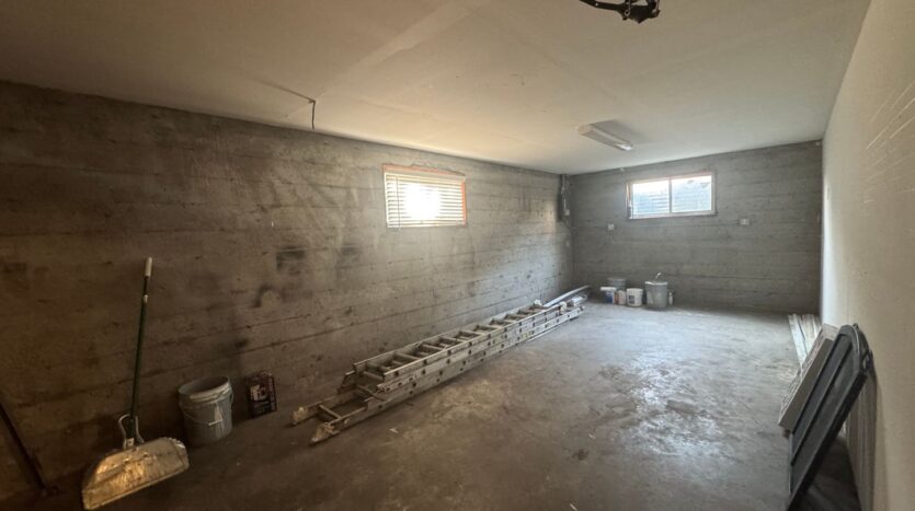 10457 9th Ave SW - Seattle - Washington - 4 bed, 1.5 bath rental property