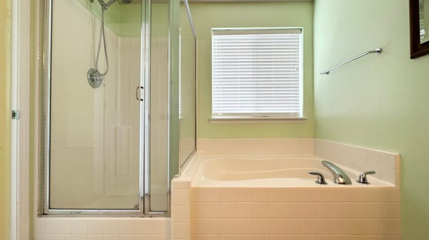 10568 SW Washington St.  - Portland - Oregon - 4 bed, 3 bath rental property