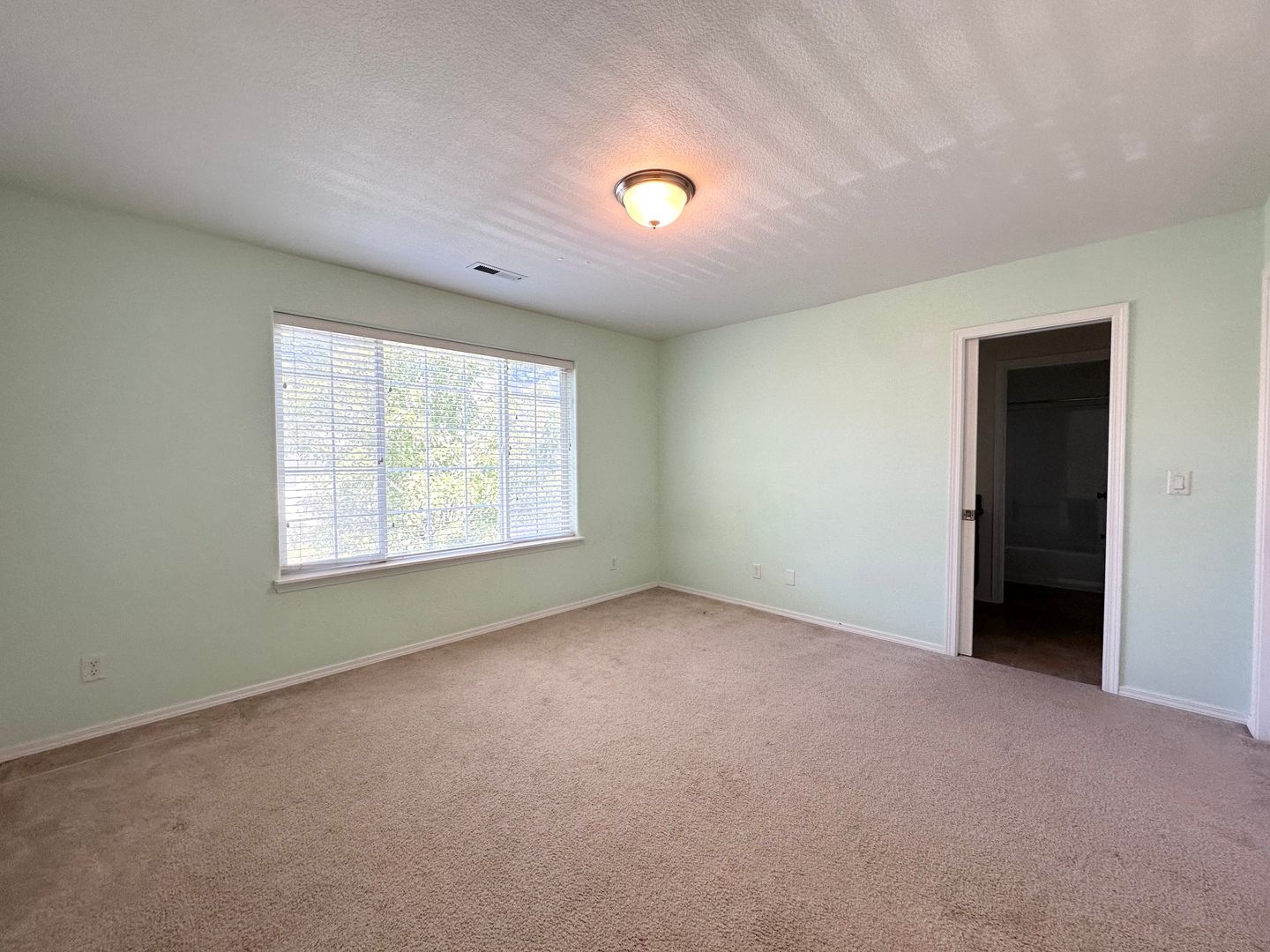 10568 SW Washington St.  - Portland - Oregon - 4 bed, 3 bath rental property