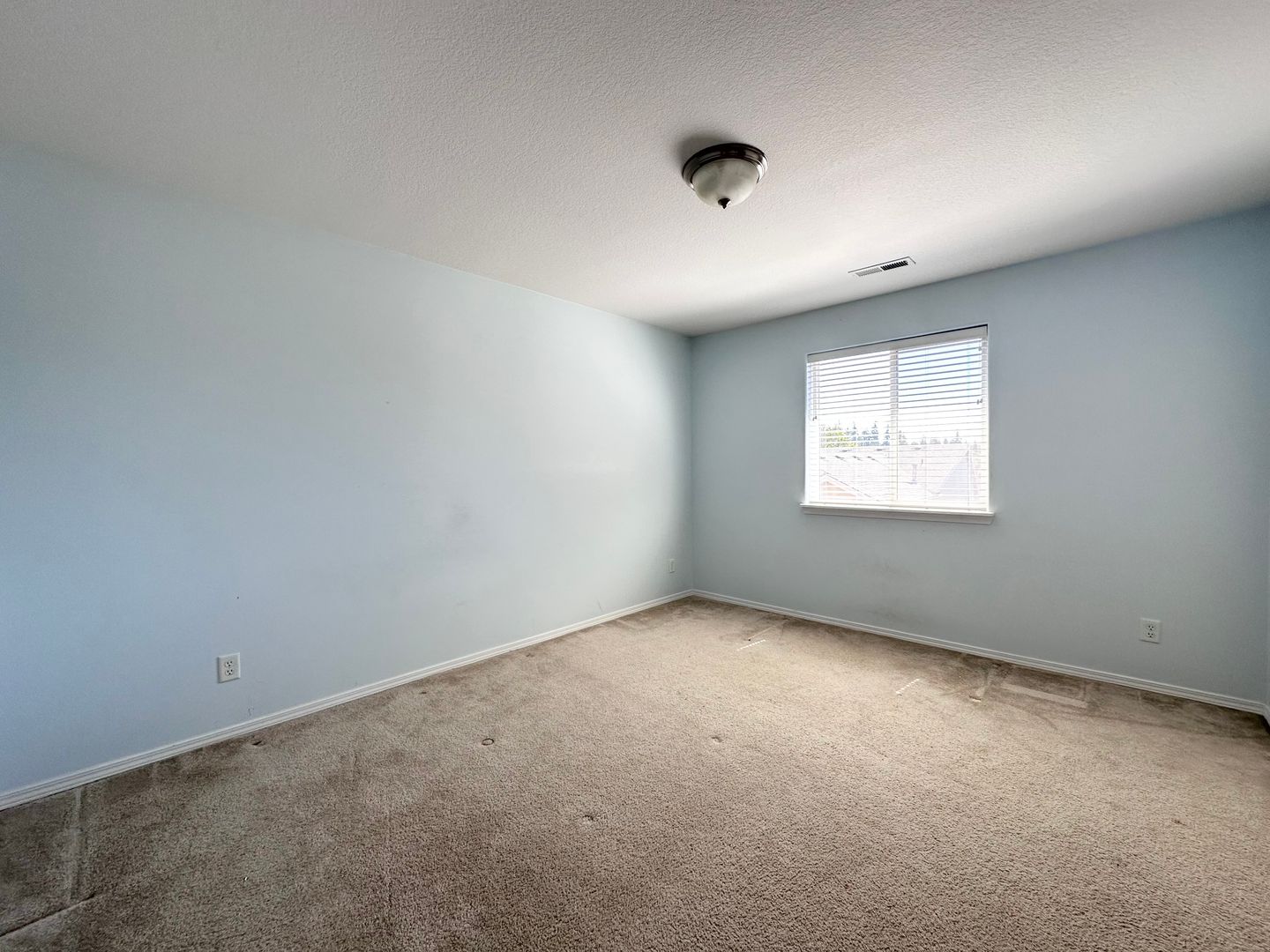 10568 SW Washington St.  - Portland - Oregon - 4 bed, 3 bath rental property