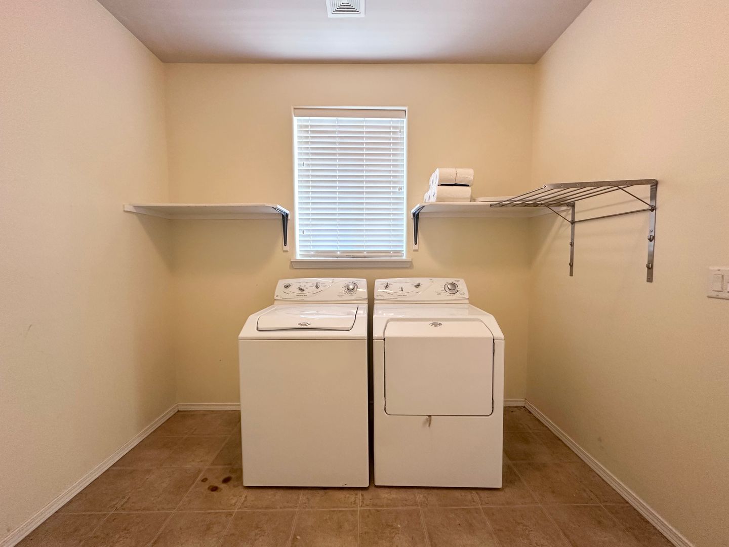 10568 SW Washington St.  - Portland - Oregon - 4 bed, 3 bath rental property