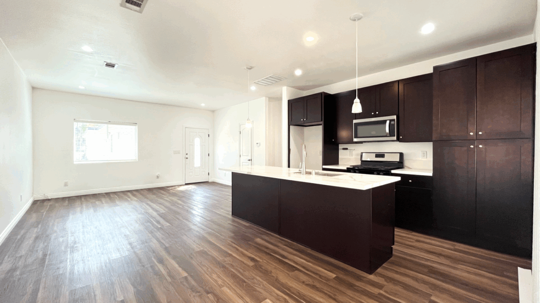 1057 Circle City Dr #3 - Corona - California - 3 bed, 2 bath rental property