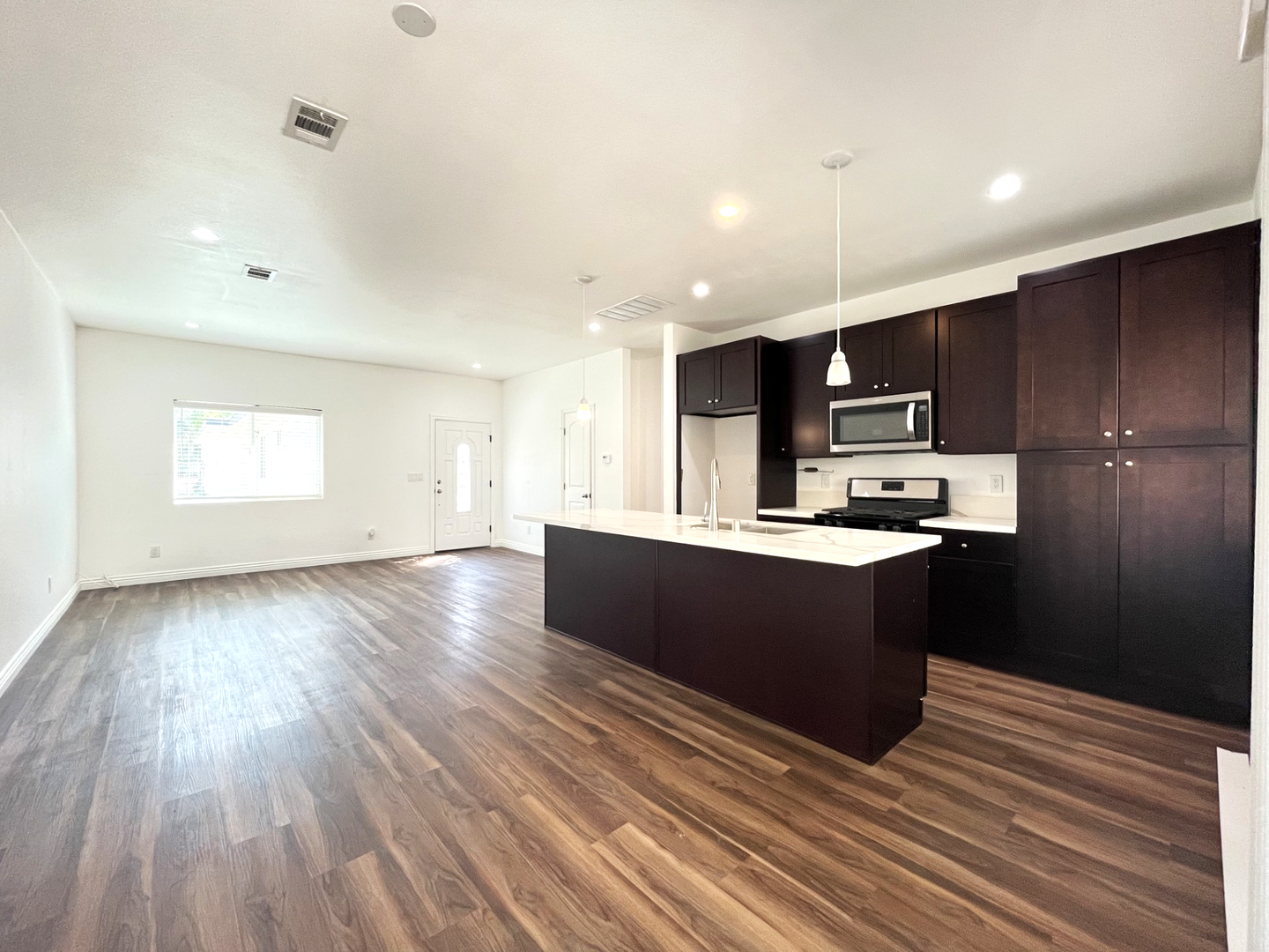 1057 Circle City Dr #3 - Corona - California - 3 bed, 2 bath rental property