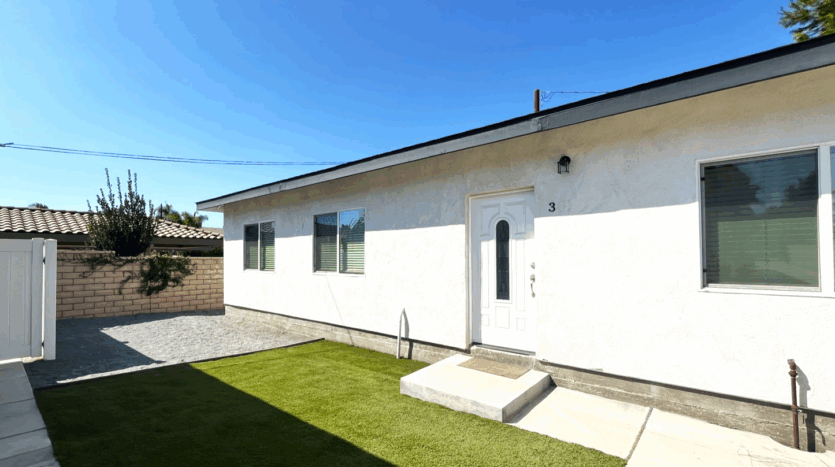 1057 Circle City Dr #3 - Corona - California - 3 bed, 2 bath rental property